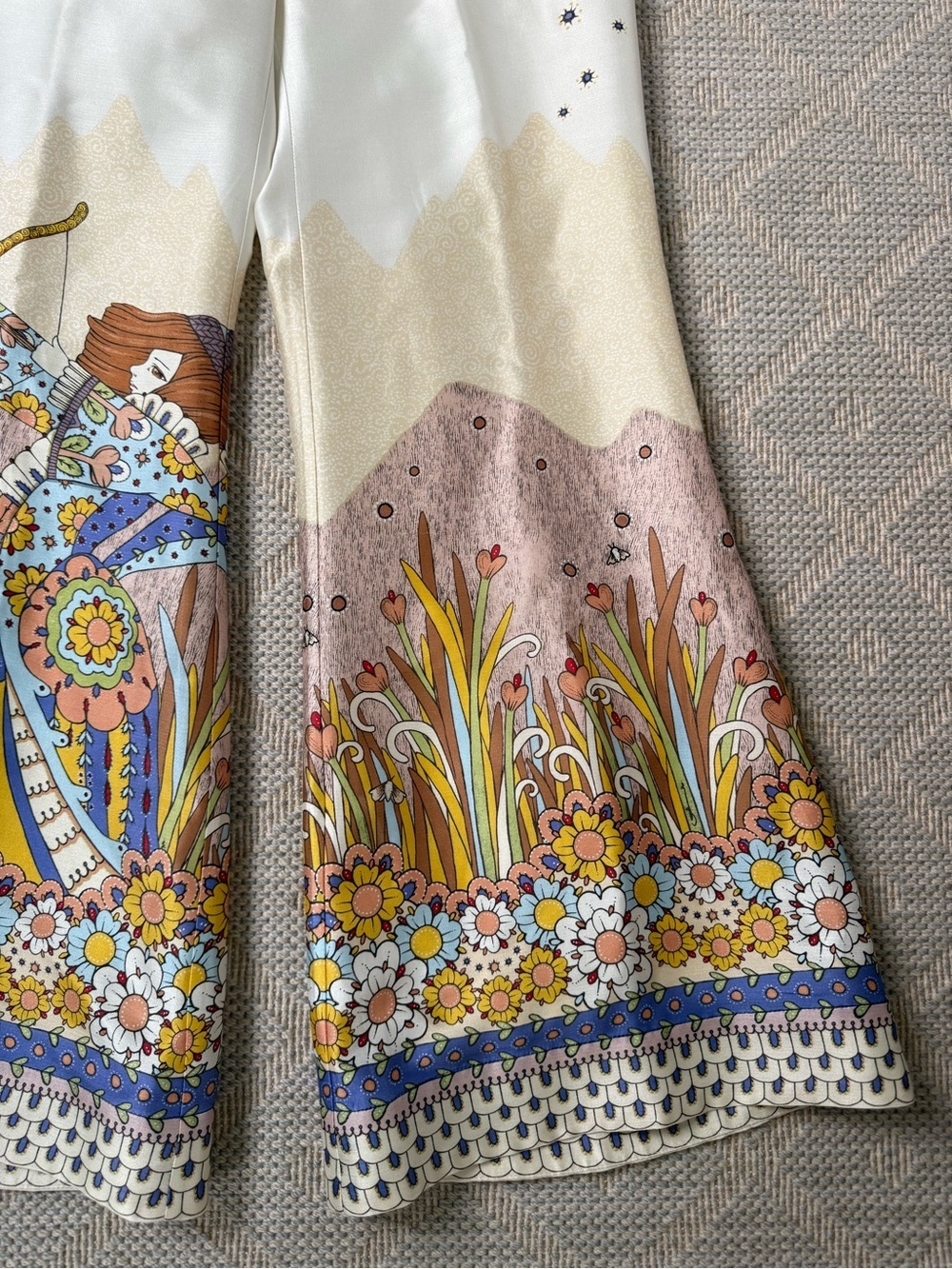 Zimmermann White Floral & Multicolor Printed Cropped Wide-Leg Pants - Picture 3 of 8